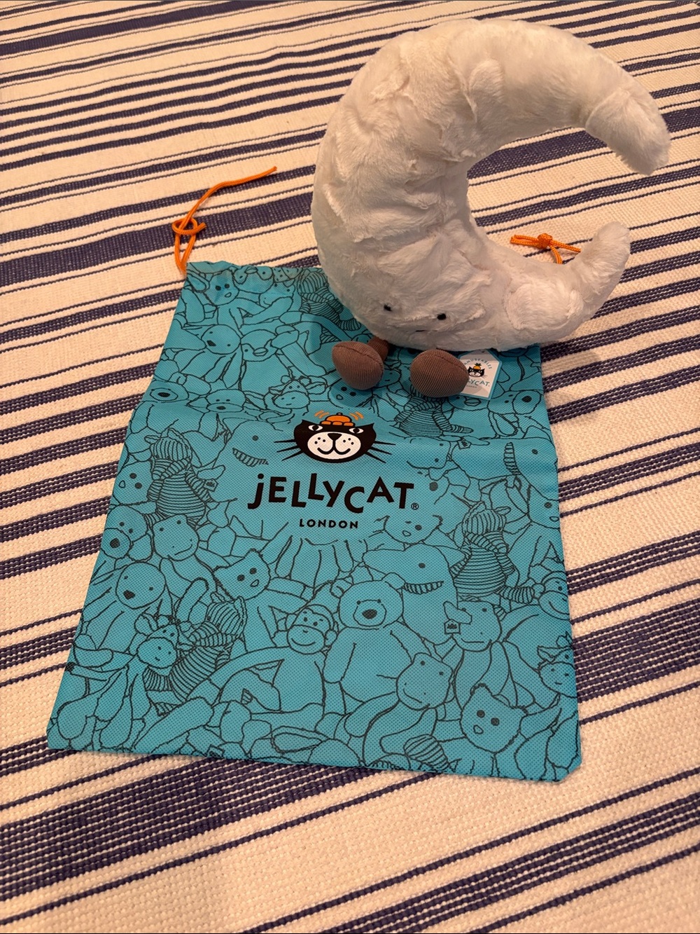 NWT Jellycat Amuseables Medium White Crescent Moon Plush with Dustbag